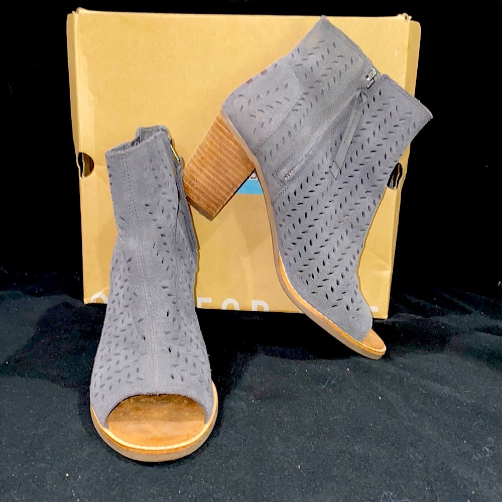 Toms Majoraca peep toe boots